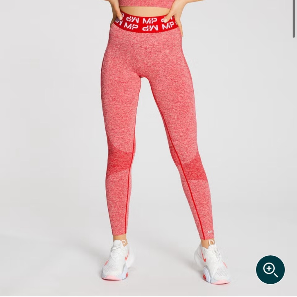 Myprotein MP Women’s Curve Leggings Danger Red